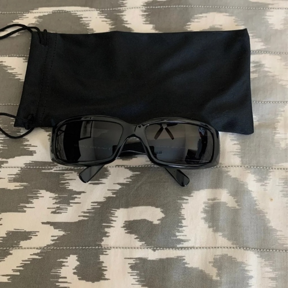 Versace woman’s sunglasses